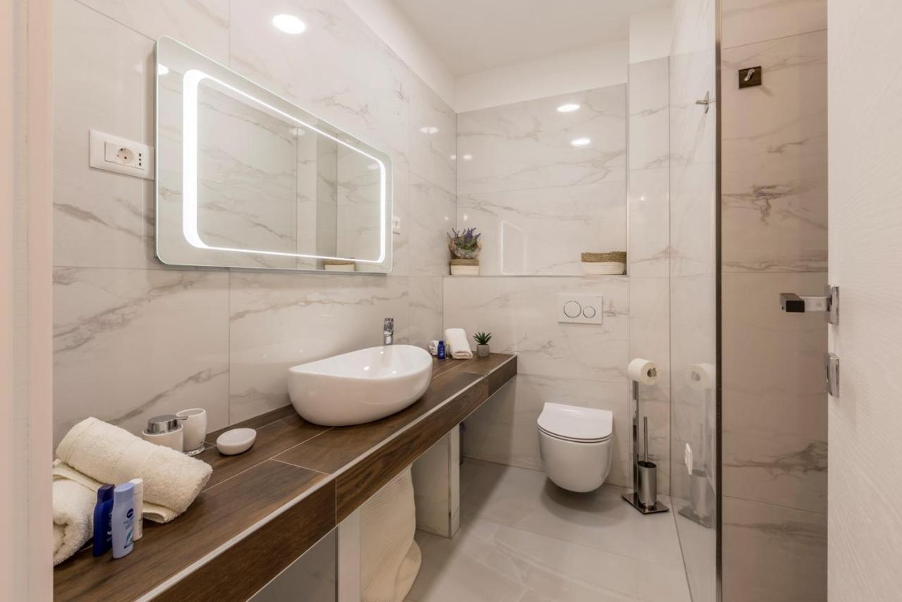 Lägenhet Carmen - Luxury 2-bedroom - Downtown Split