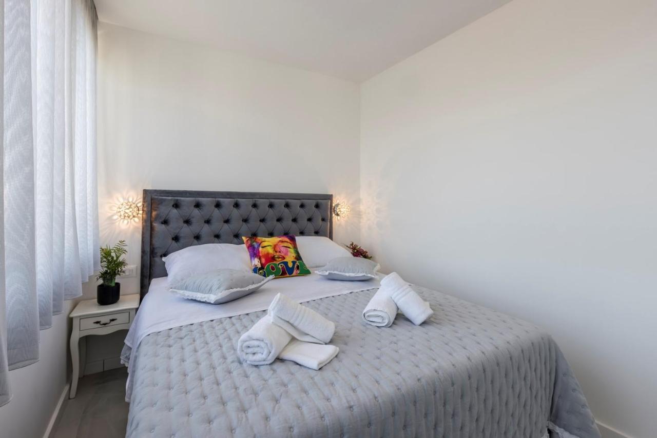Carmen - Luxury 2-bedroom - Downtown Lägenhet
