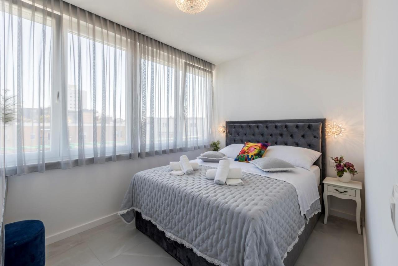 Carmen - Luxury 2-bedroom - Downtown Lägenhet *